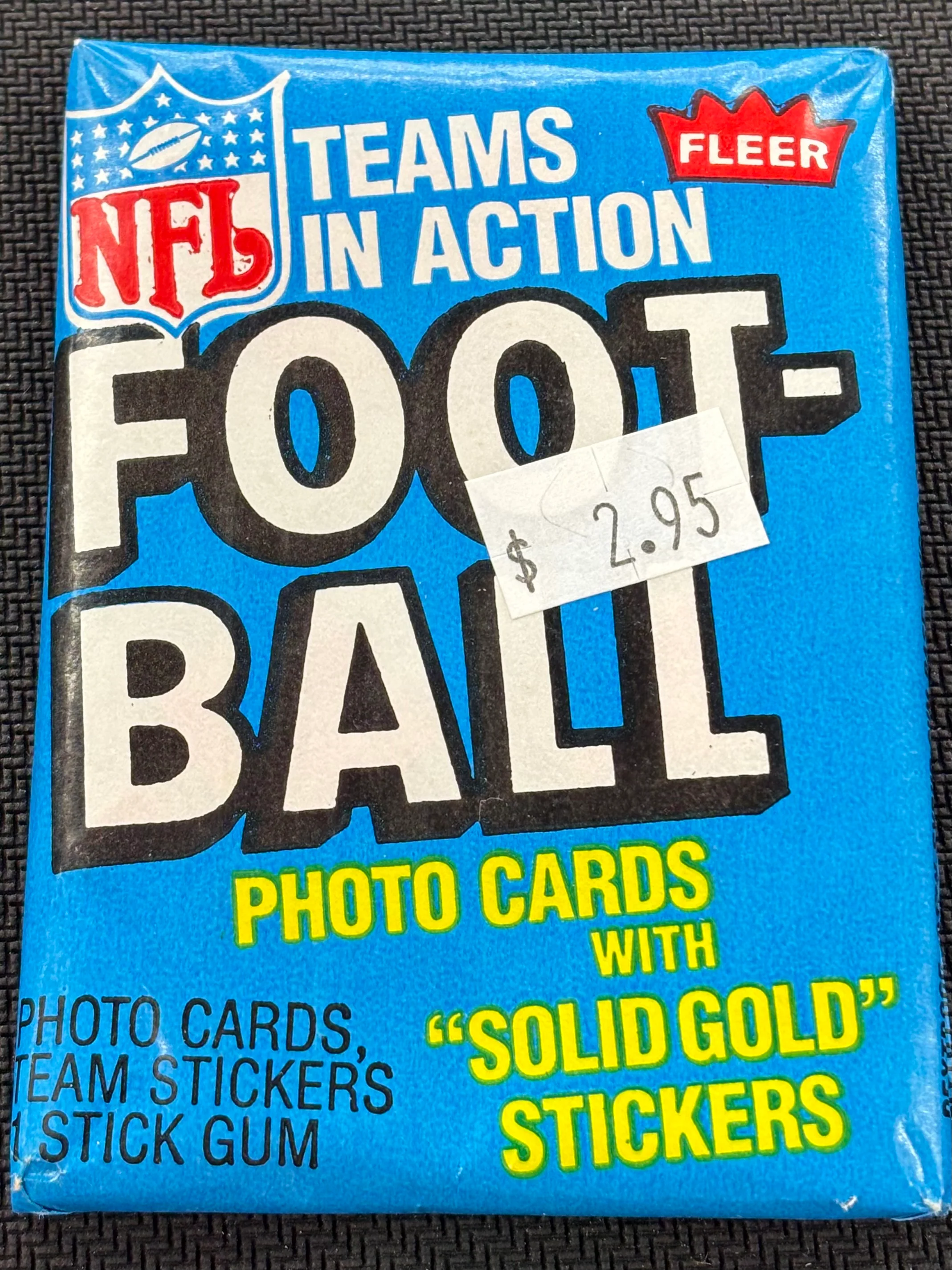 1982 Fleer Football Wax Pack