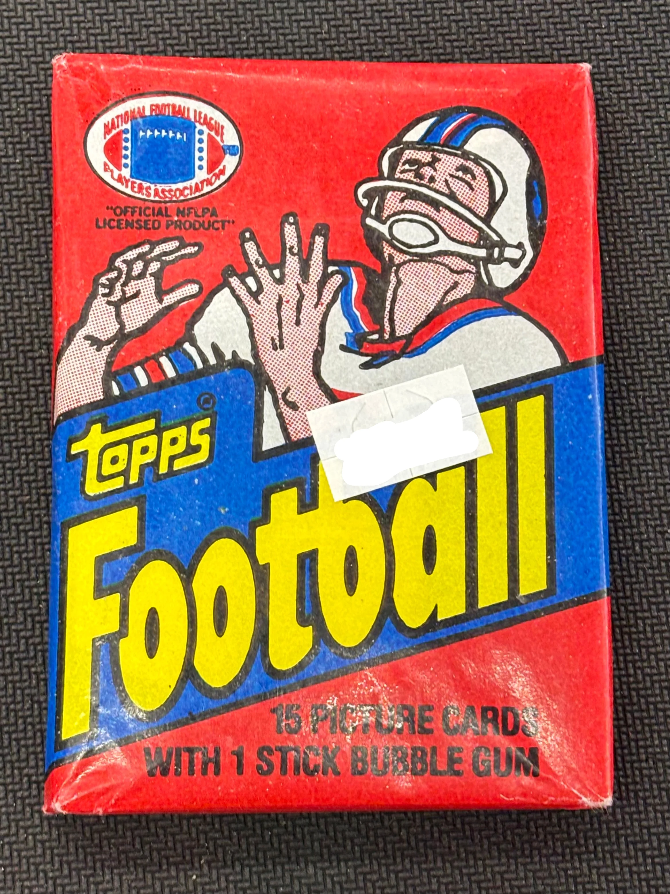 1982 Topps Football Wax Pack (CHASE - Lawrence Taylor RC's )