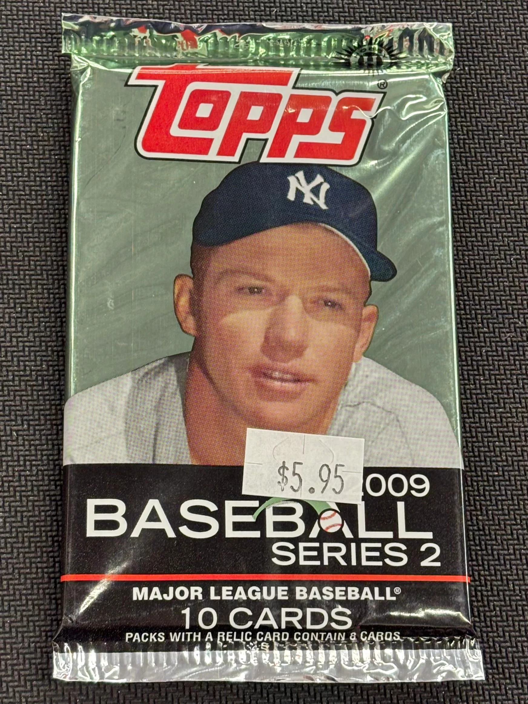 2009 Topps Series 2 Baseball Hobby Pack (CHASE - Mariano Rivera & Reggie Jackson Autographs )